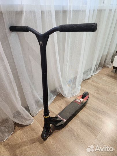 Трюковой самокат