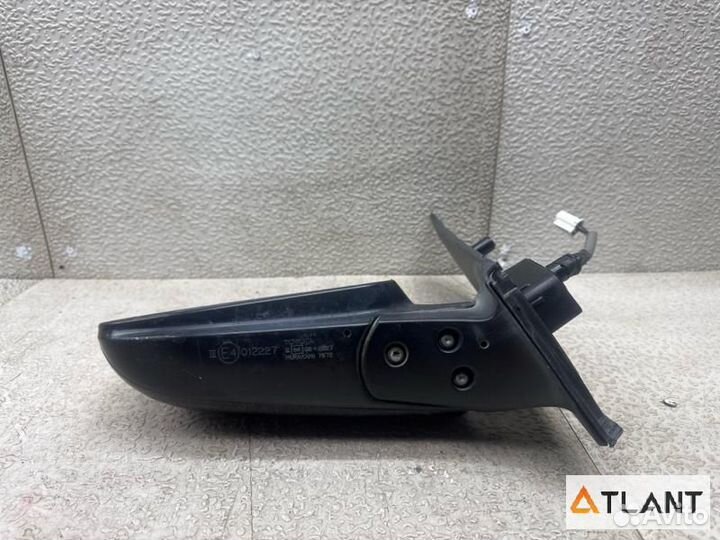 Зеркало переднее левое toyota isis