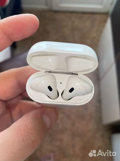 Наушники Apple Airpods 2