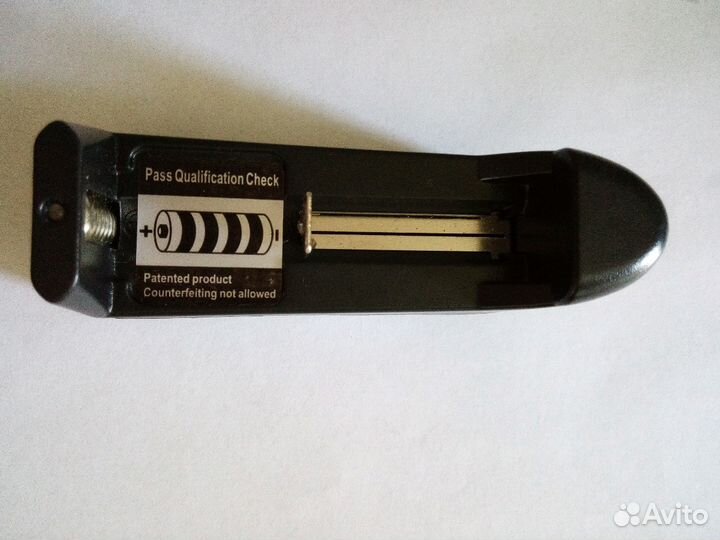 Зарядка 18650