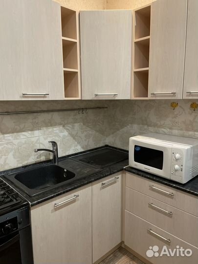 Кухонный гарнитур угловой бу