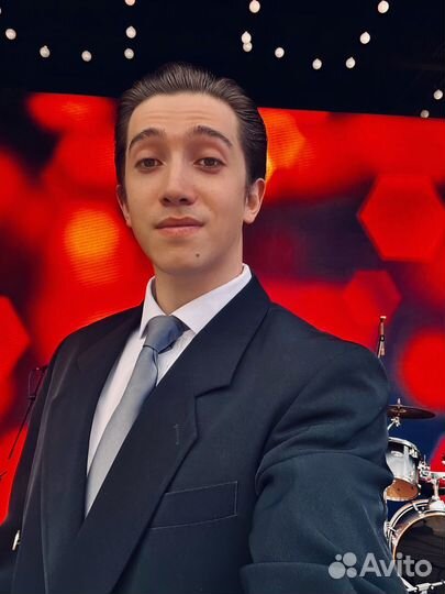 Певец, вокалист