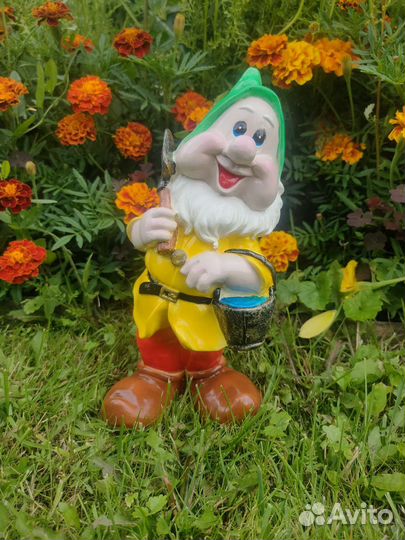 Садовые фигуры гном