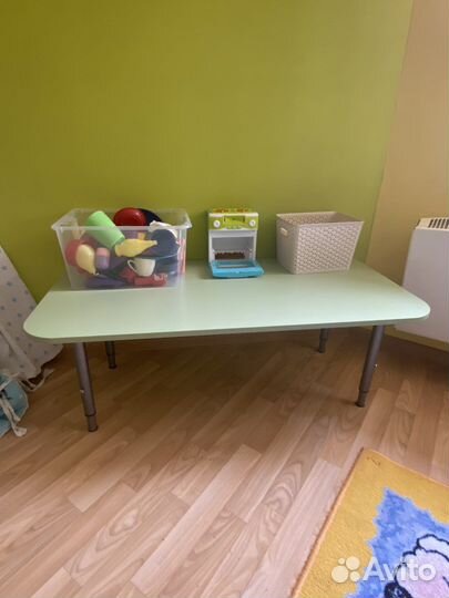 Стол регулируемый по высоте детский бу