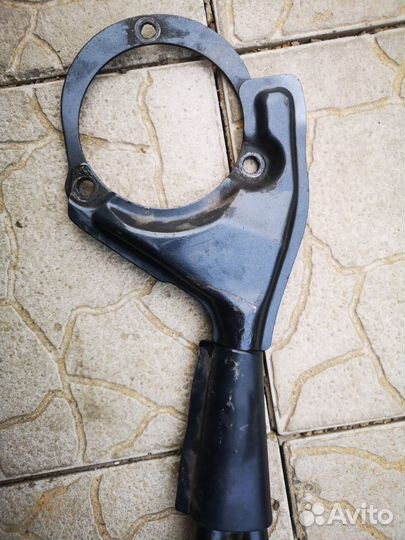 Распорка передних стоек Lancer 9