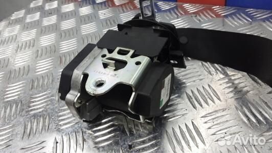 Ремень безопасности с пиропатроном сиденья передне