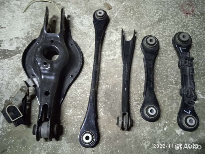 Рычаги задние левая сторона bmw F20