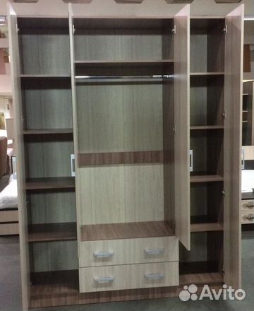 Шкаф четырехстворчатый