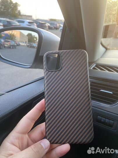 Чехол на iPhone 11 pitaka