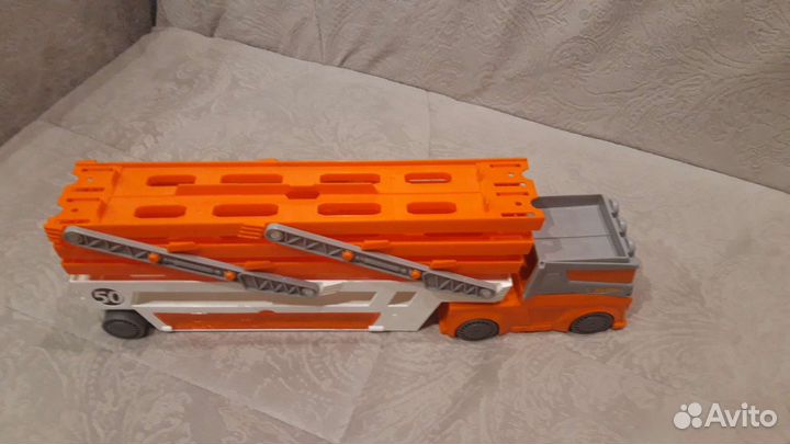 Hot wheels машинки