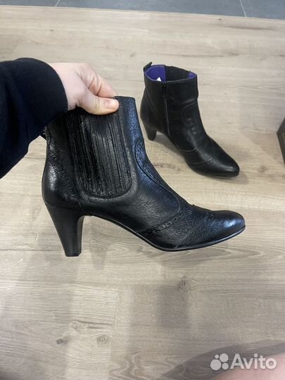 Полусапоги кожаные 41 размер на каблуке итали