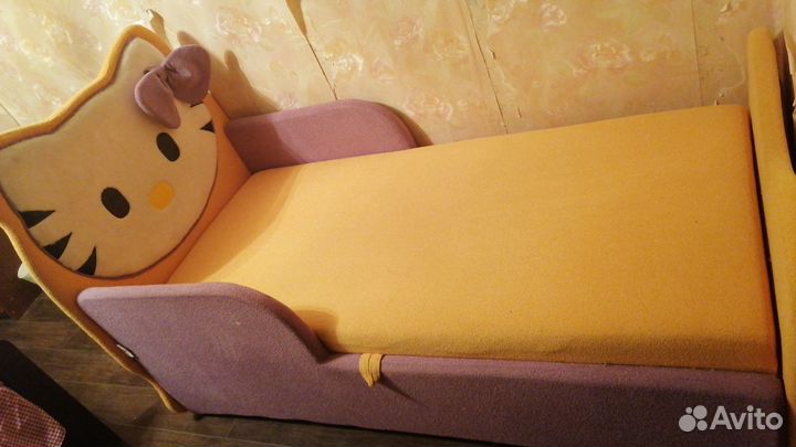 Кровать Hello Kitty