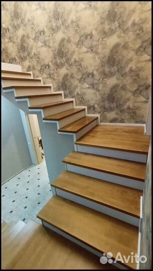 Лестница на второй этаж