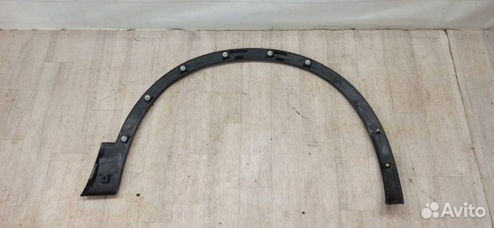 Накладка на крыло передняя левая Nissan Qashqai