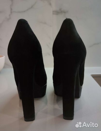 Туфли женские из натуральной замши