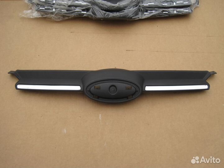 Решётка радиатора матовая Ford Focus 3 2012-2014