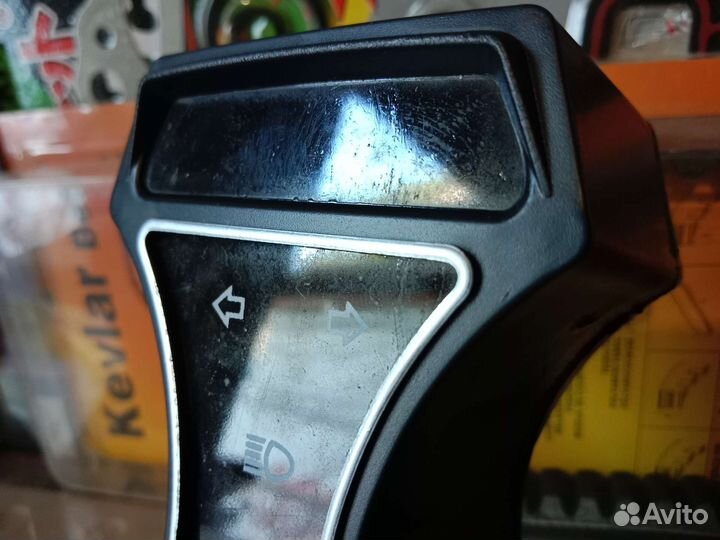 Средняя часть приборной панели на мопед