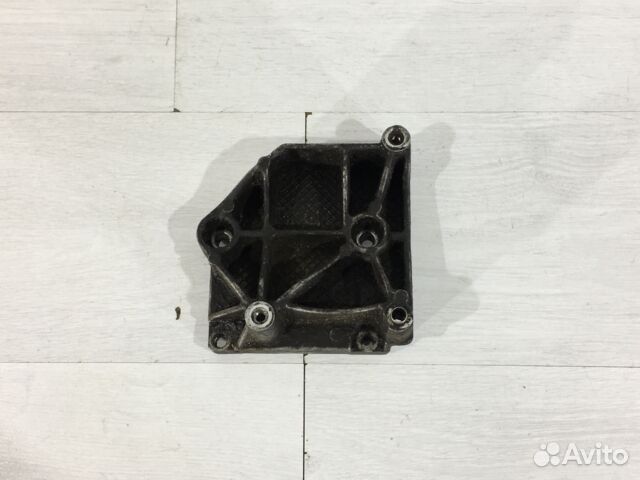 Кронштейн компрессора кондиционера peugeot 307 1.6