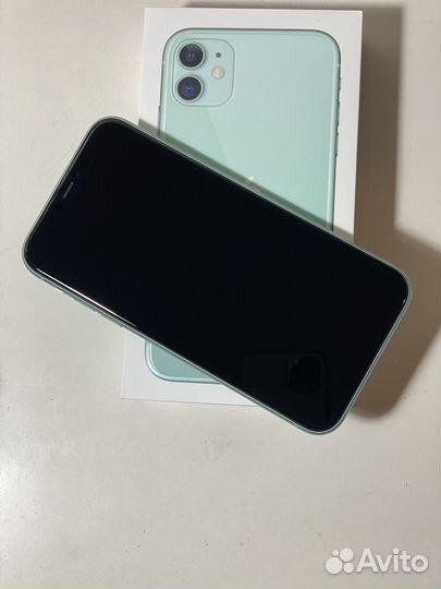 iPhone 11, 64 ГБ