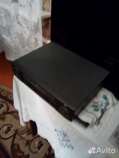 Видеомагнитофон