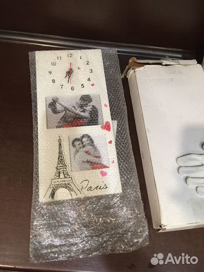 Часы настенные с рамками для фото