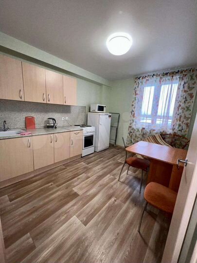 1-к. квартира, 42 м², 8/14 эт.