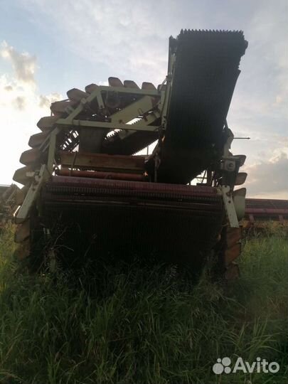 Комбайн Fortschritt Е-686, 1990