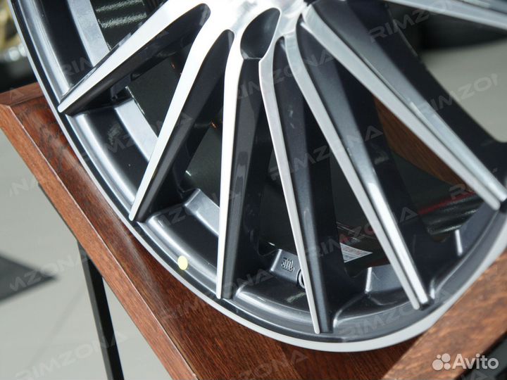 Литые диски Vossen R17 на Tucson. Арт693