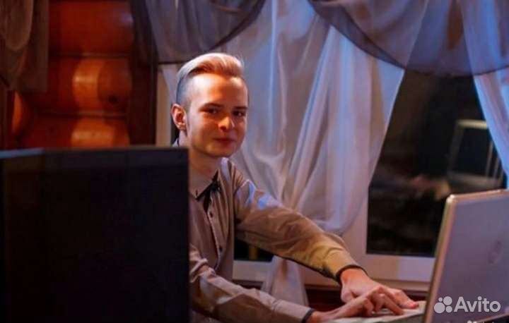 Диджей со своим оборудованием