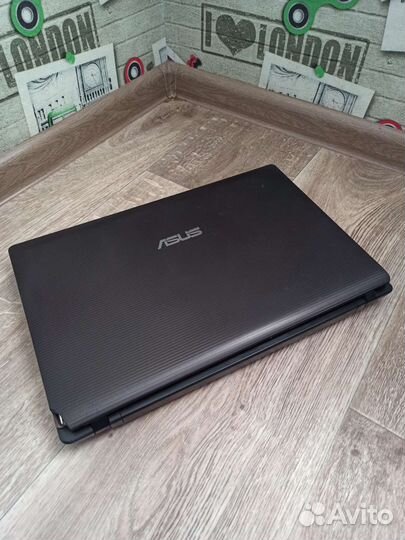 Ноутбук asus core i3 2330M 4x2.GHz,GT 540M для игр