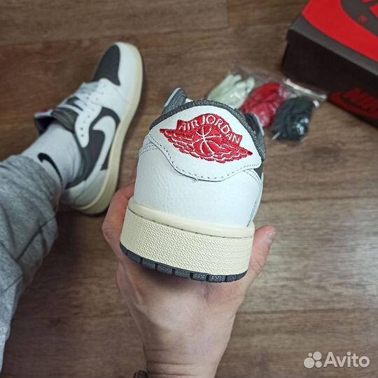 Кроссовки Jordan 1 Travis Scott Reverse Mocha