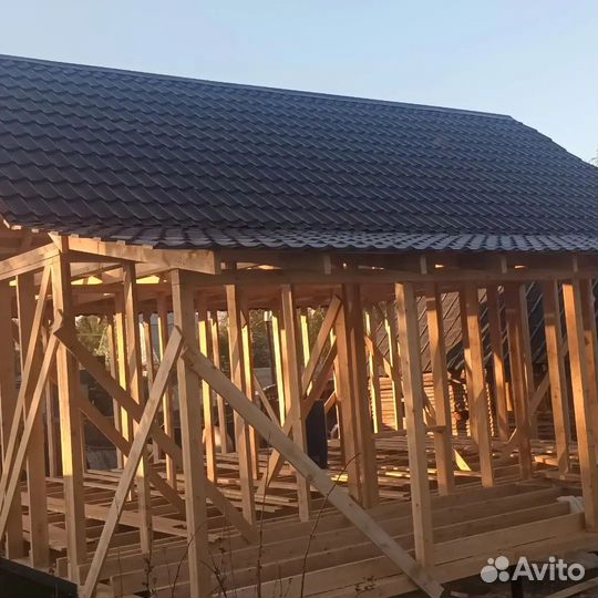 Бригада строителей