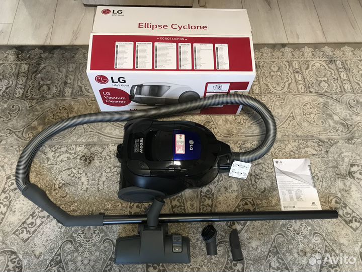 Пылесос LG VK69662N новый