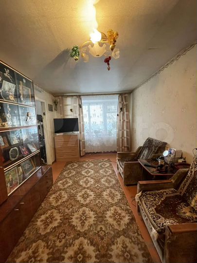 4-к. квартира, 60 м², 3/5 эт.