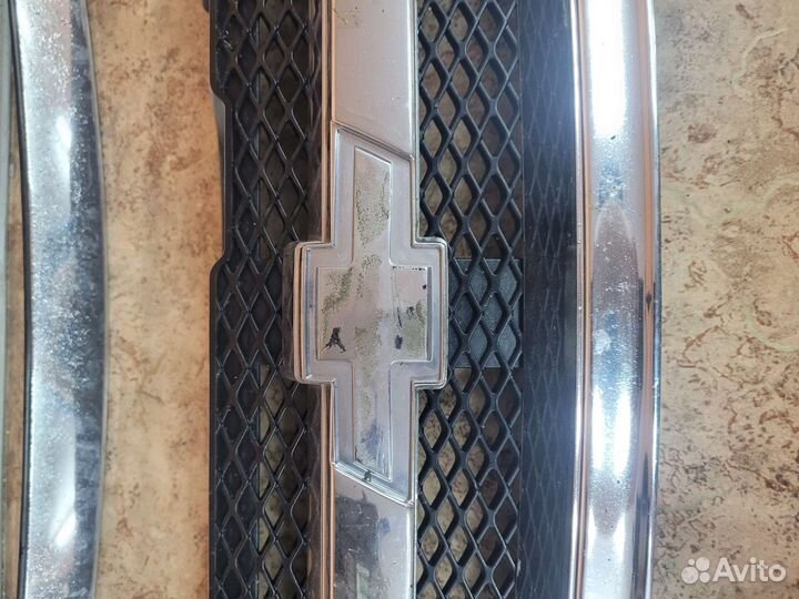 Решетка радиатора Лачетти