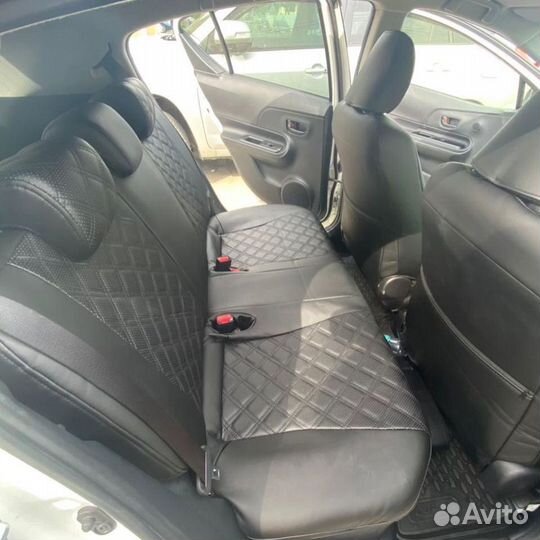 Чехлы Toyota Aqua