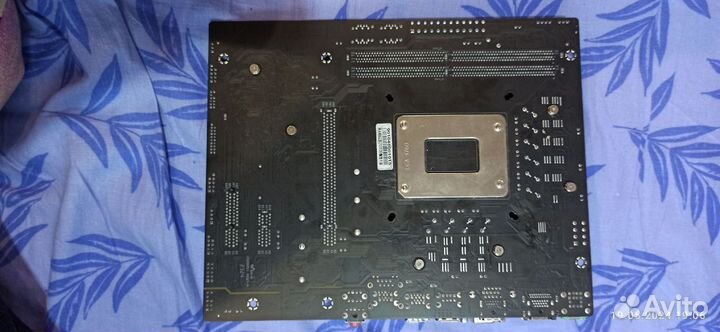 Материнская плата lga 1700 ddr4