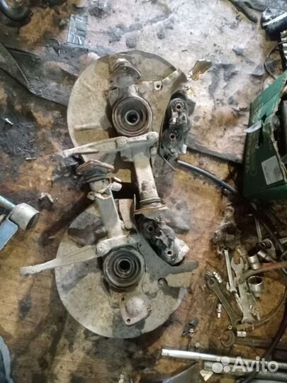 Поворотный кулак нива