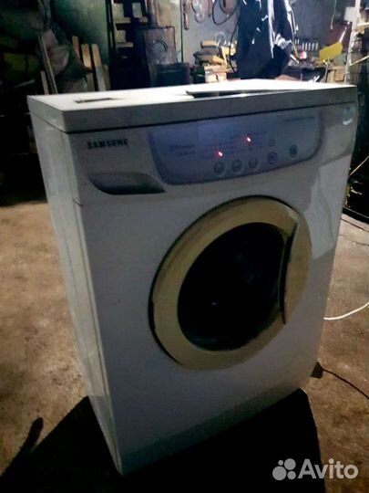 Стиральная машина Samsung. Возможна доставка