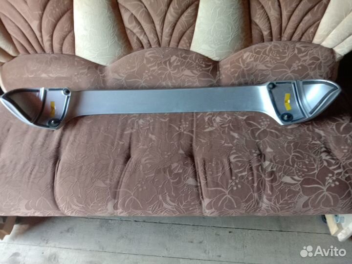 Спойлер задний