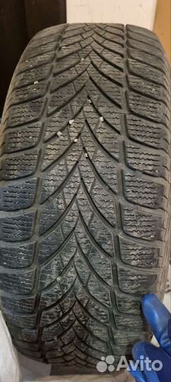 Goodyear UltraGrip Ice 2 205/55 R16