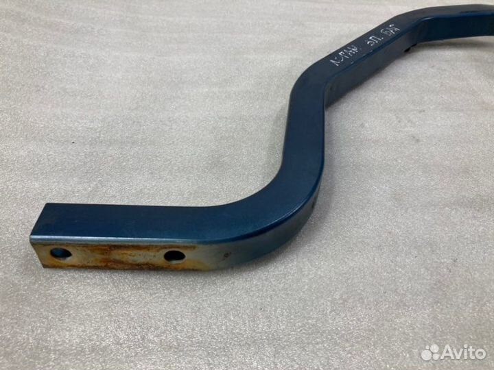 Петля крышки багажника задняя правая Renault Logan