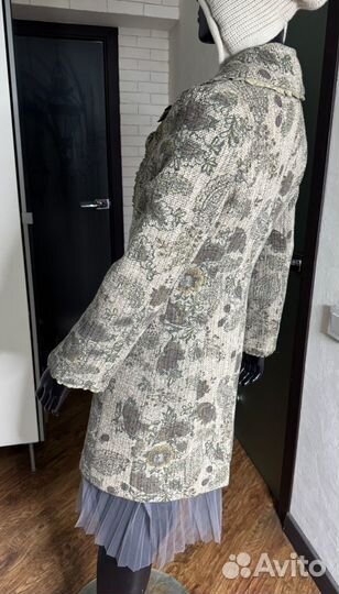 Пальто женск. 44-46 р. винтаж