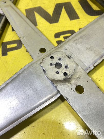 Стеклоподъемник передний правый Zaz Vida