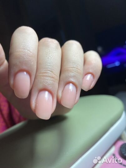 Укрепление ногтей на дому