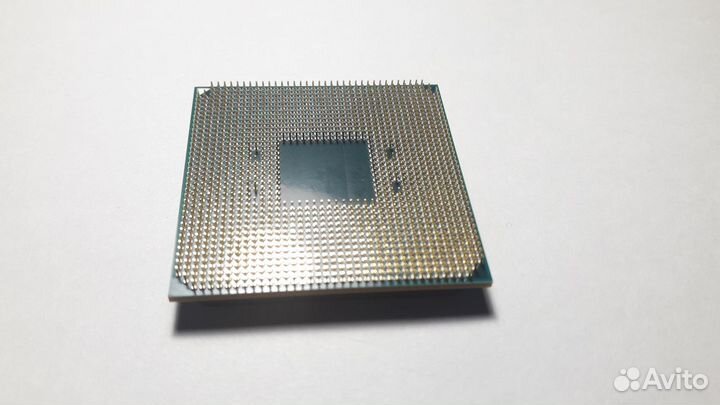 Процессор AMD Ryzen 3 3100