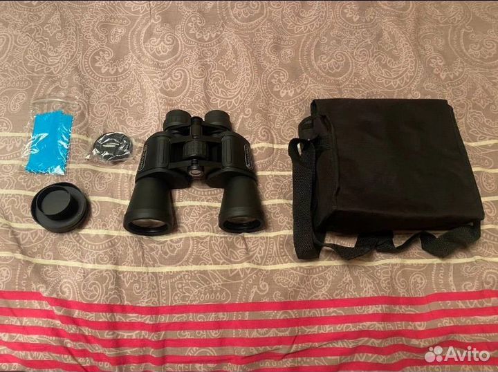 Бинокль Celestron 71260 10-30х 50мм