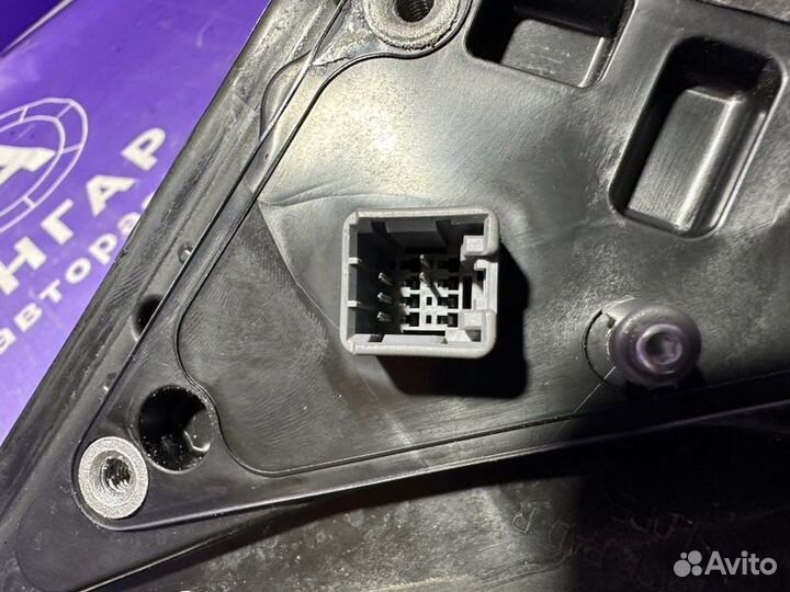 Зеркало правое Kia Ceed ED D4FB 2011