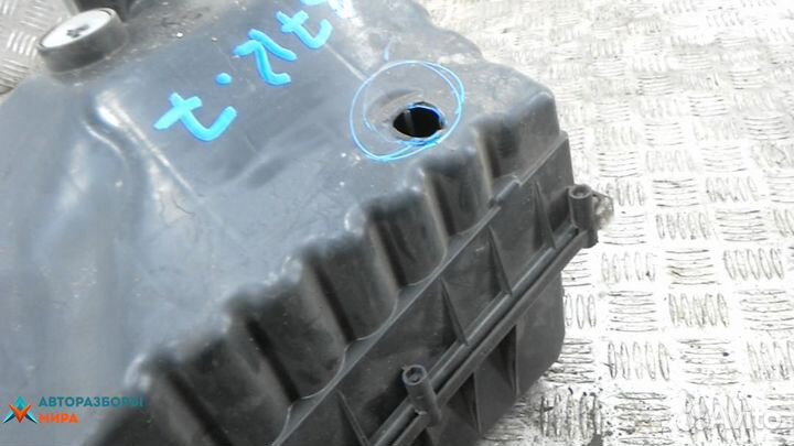 Корпус воздушного фильтра Land Rover PHB000498