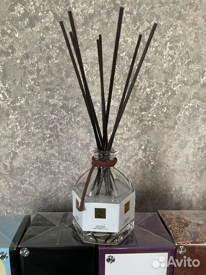 Ароматический диффузор с палочками